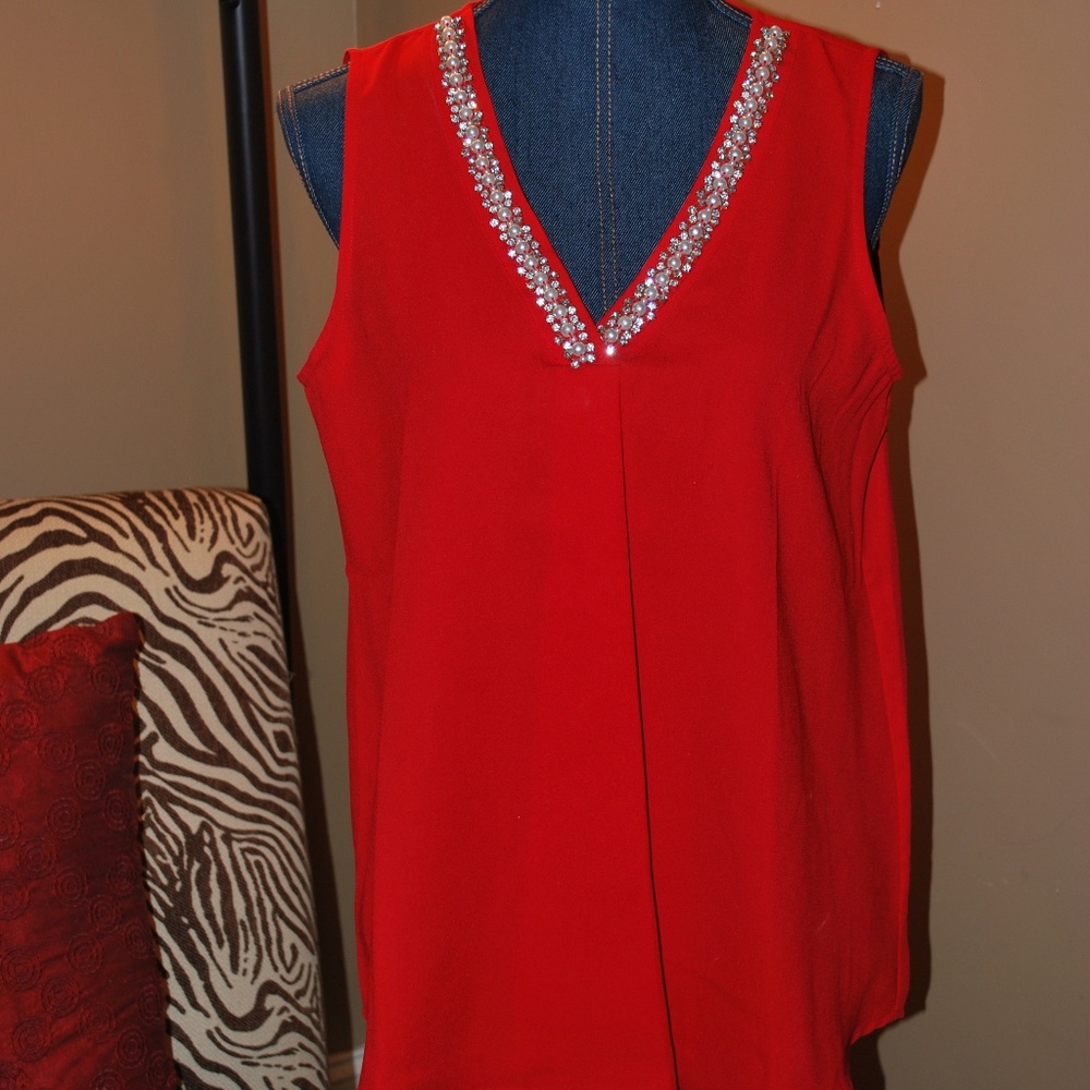 NWT Adrienne Vittadini Red sleeveless blouse